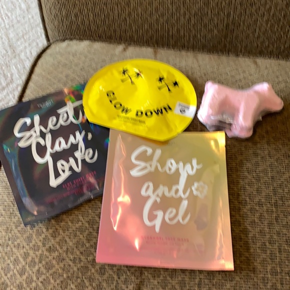Victoria's Secret Other - NWT Sheet/Face Masks & Bath Bomb